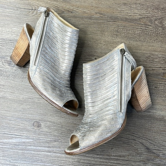PAUL GREEN Women’s 'Cayenne' Leather Metallic Smoke Peep Toe Bootie Heel, size 7 - Picture 2 of 11
